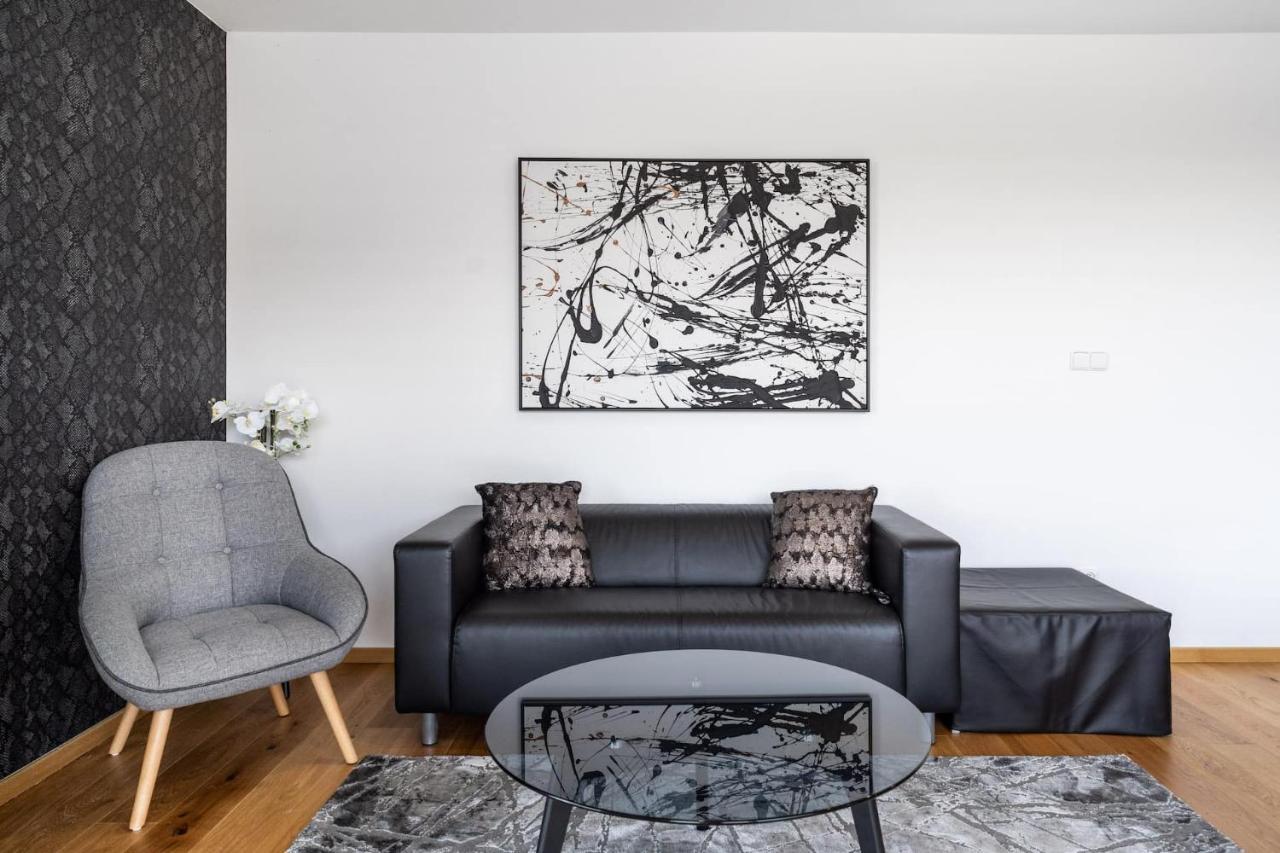 Ferienwohnung Domy Pod Palavou Klentnice Exterior foto
