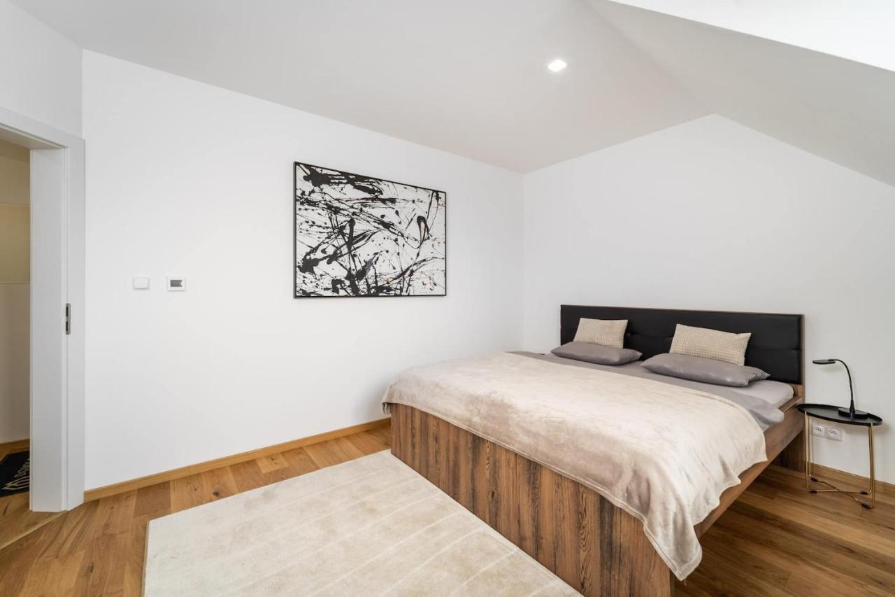 Ferienwohnung Domy Pod Palavou Klentnice Exterior foto